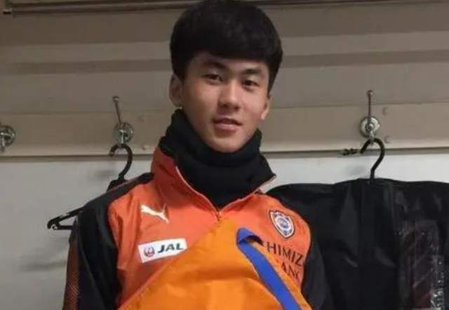 免费亚洲视频在线观看